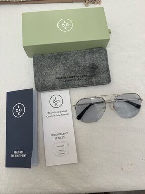 LOOK Optic Women's Silver Aviator Sunglasses with Gray Lenses